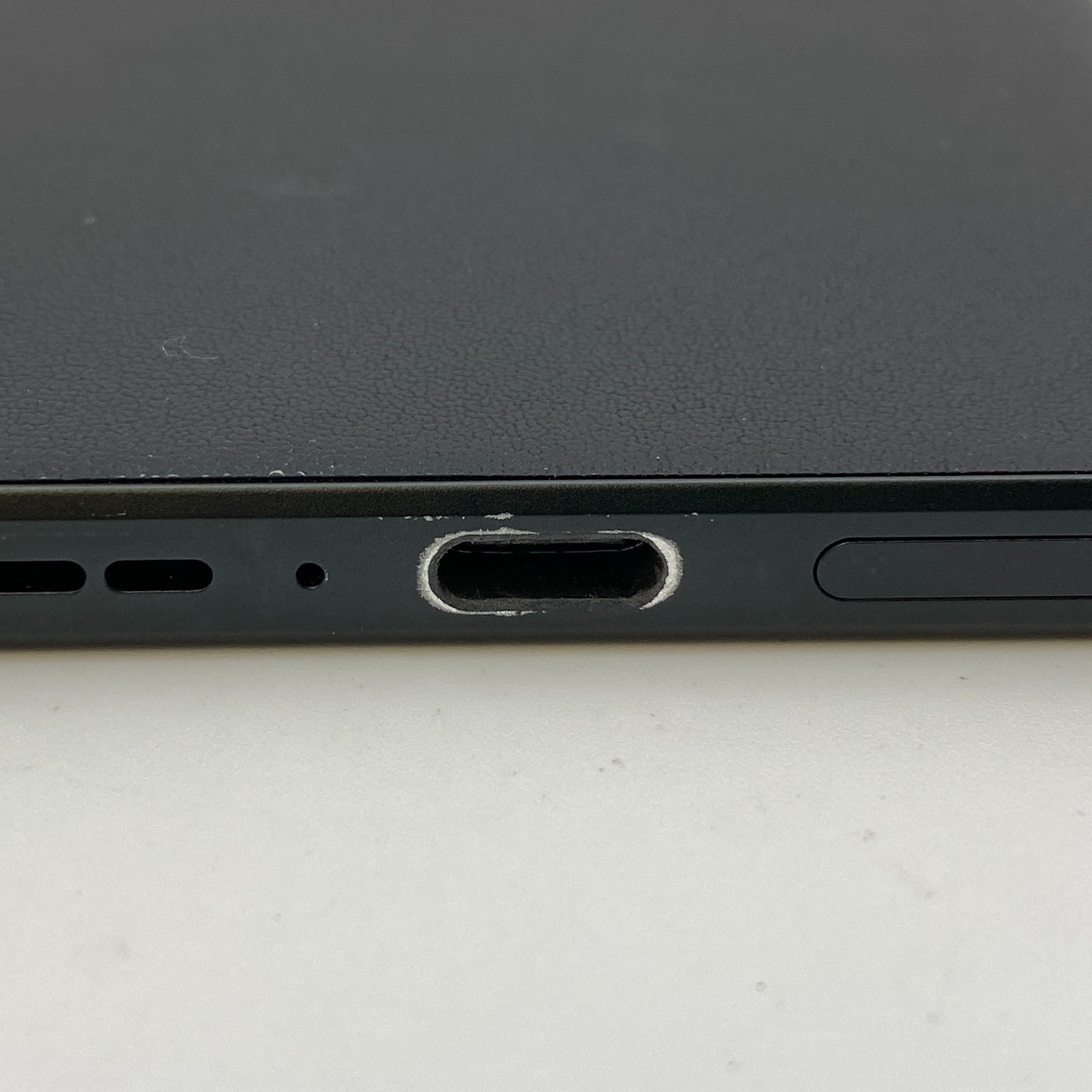 Motorola Edge – 256GB – Eclipse Black (Unlocked) XT2305-1 – Good Condition