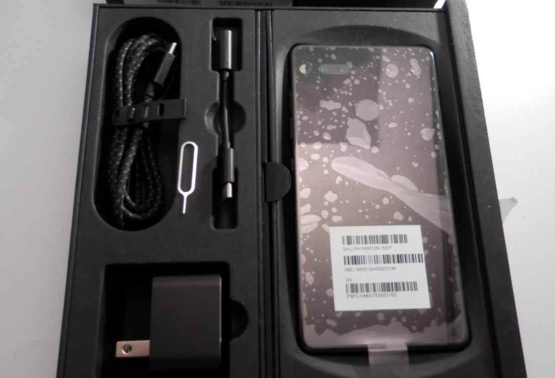 Essential PH-1 – 5.7 GSM/CDMA 128gb privacy UNLOCKED LineageOS /e/OS degoogled +