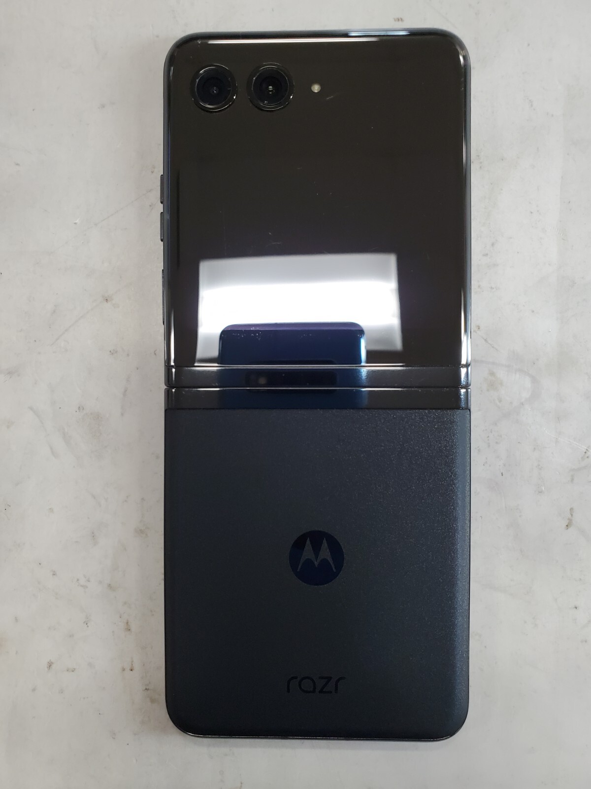 Motorola Razr Plus (2023) XT2321-3 256GB Black (Wi-Fi Only) – 3T9D