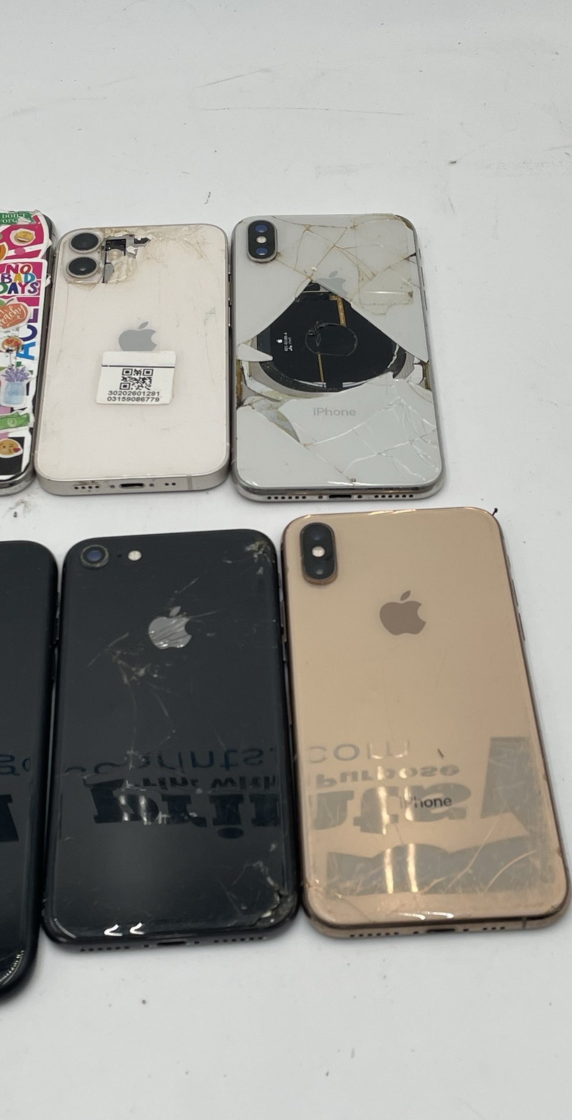 Apple iPhone X XR XS Mixed Cracked Broken For Parts Or Repair Lot Of 12