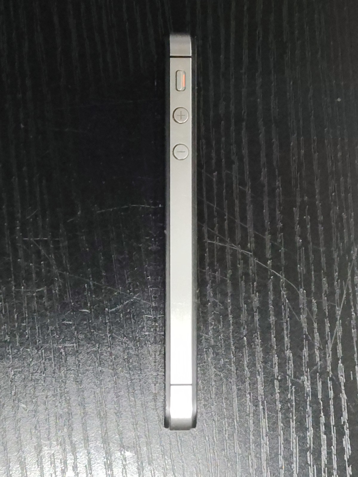 Apple iPhone 4 A1349 Untested For Parts/Repair Only
