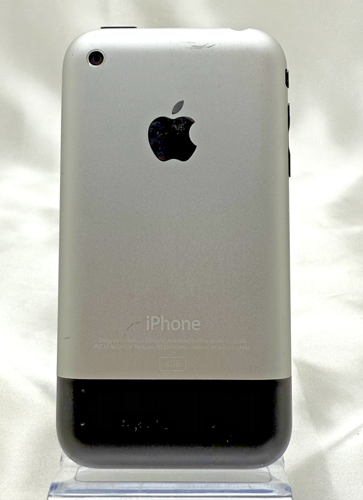 Apple iPhone 1st Generation 2G 4GB AT&T A1203 (GSM) iOS 1.0