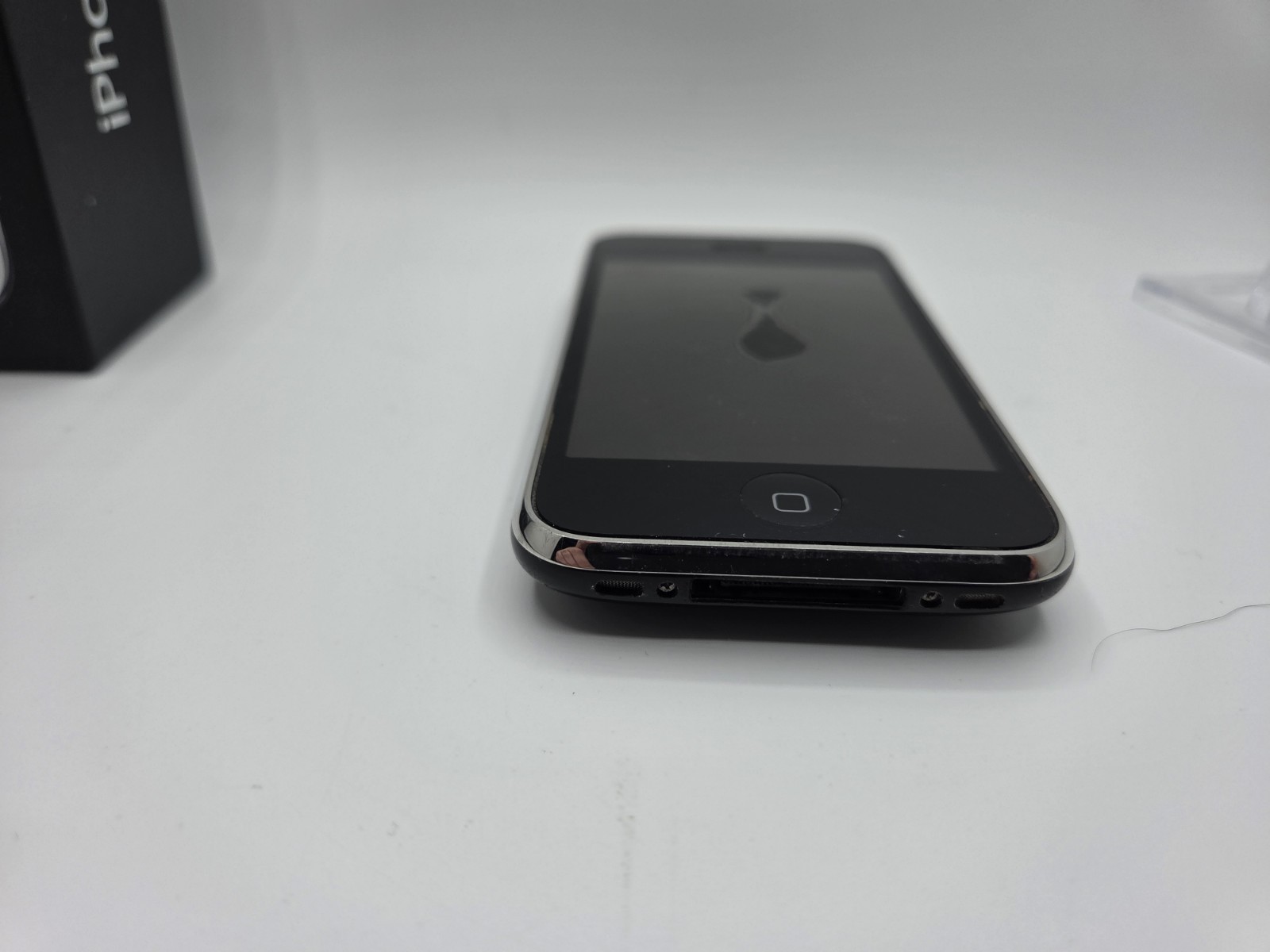 Apple iPhone 3GS – Black AT&T Untested, Includes Box!