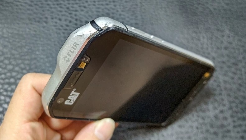 Cat S60 *2 unit – 32 GB – Black (Unlocked)-UNLOCKED -Tested fully working