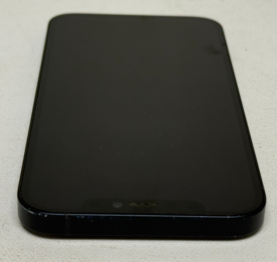 Apple iPhone 12 (A2172 – 64GB – AT&T – Black – iOS 18 – MGEF43LL/A)