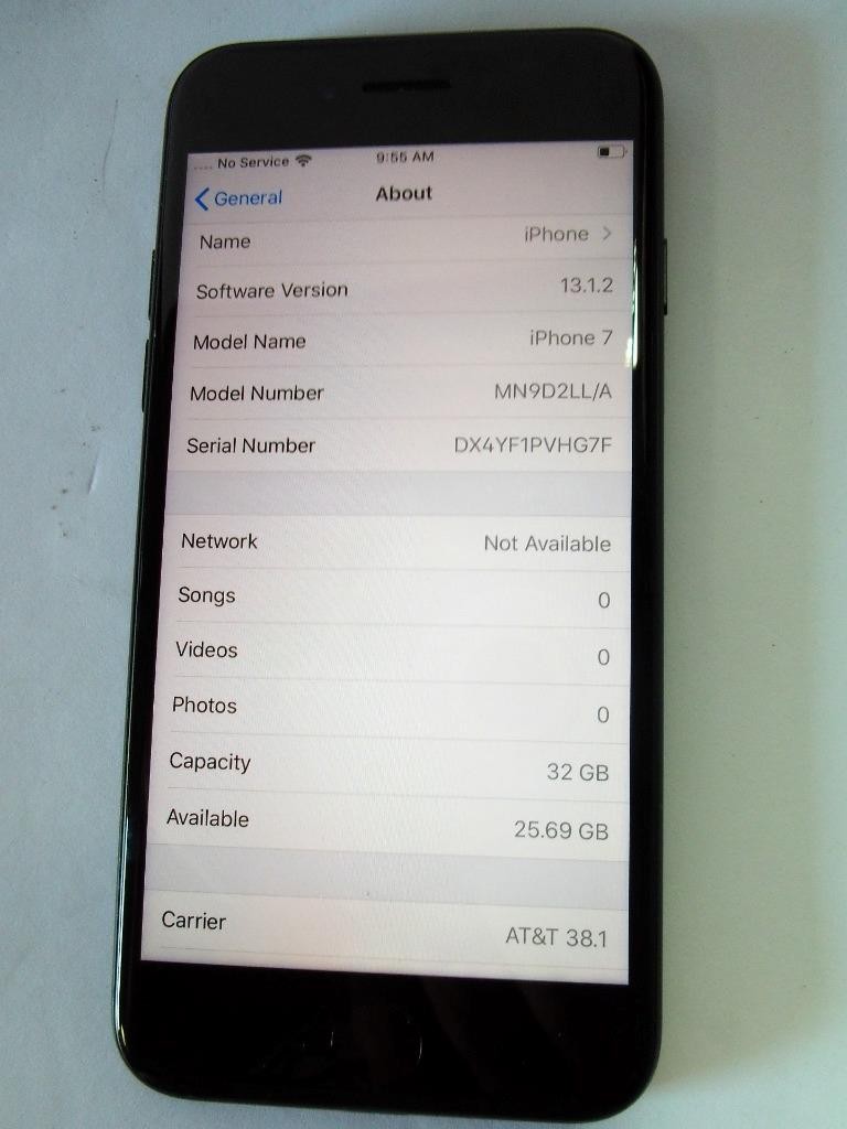 Apple iPhone 7 A1778 32GB (AT&T) Black Touchscreen Smartphone