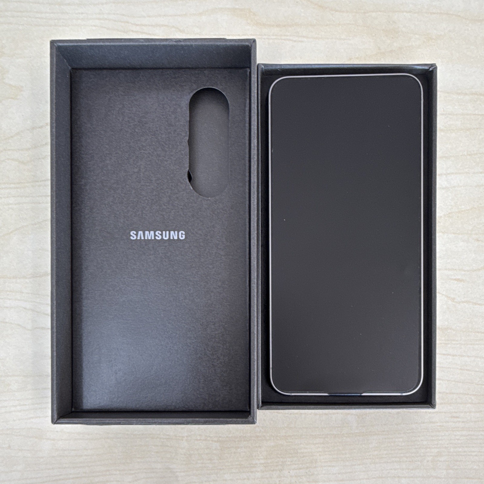 Samsung Galaxy S25 128GB Silver Bar Smartphone SM-S931U MPN SM-S931U