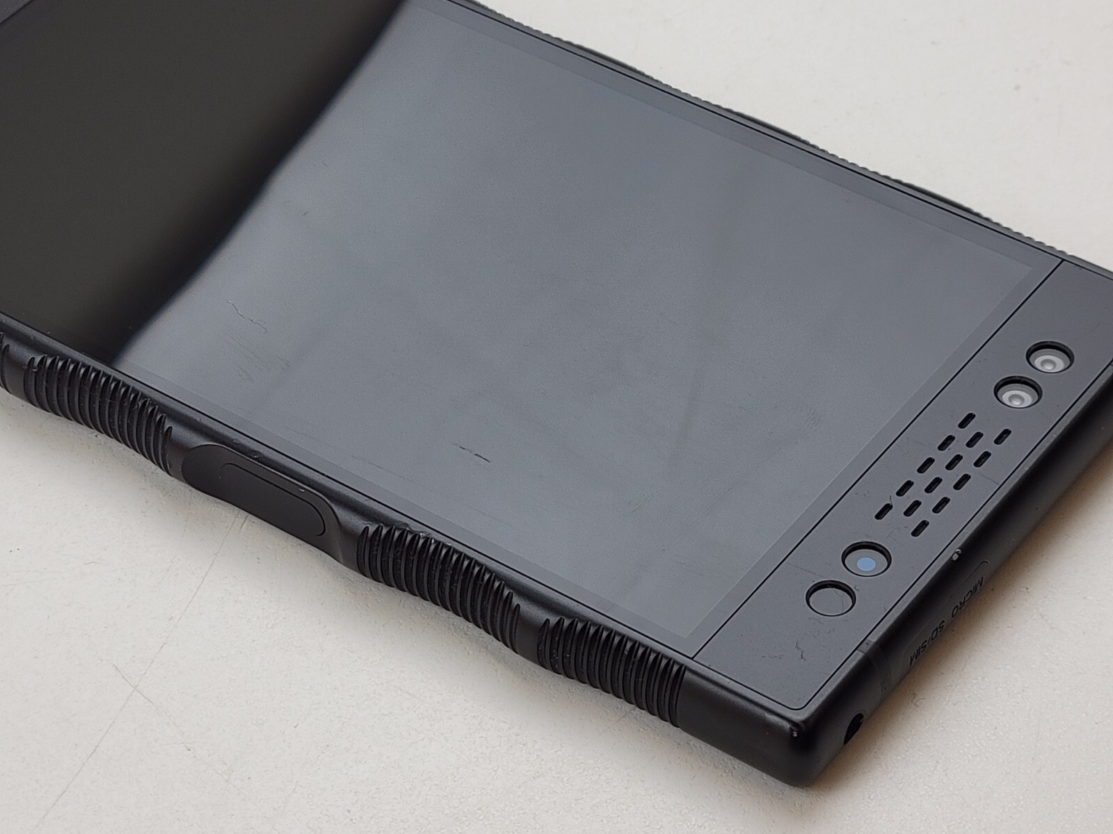 RED HYDROGEN One (H1A1000) 128GB (Verizon) – BLEMISHED – Clean IMEI – H0231