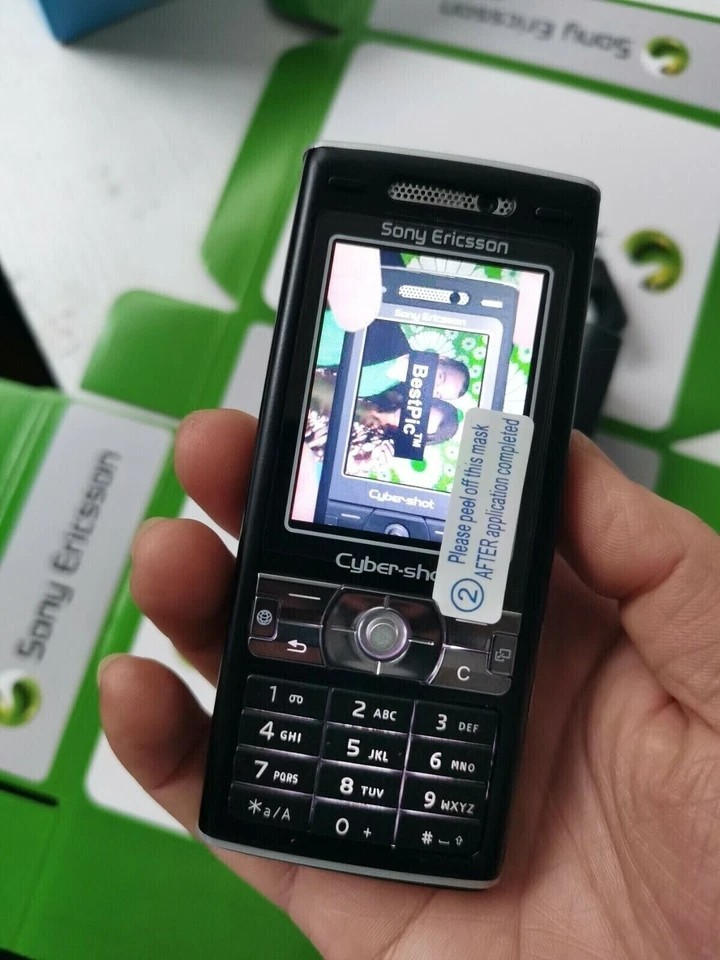 Sony Ericsson K800i 3G GSM 3.15MP Camera Bluetooth FM Original Unlocked Phone