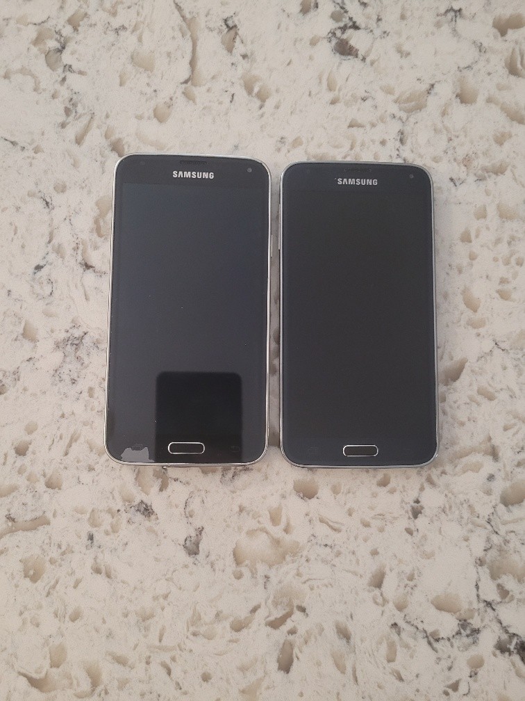 Samsung SM-G900V Galaxy S5 Verizon/ 2 Unlocked Phones