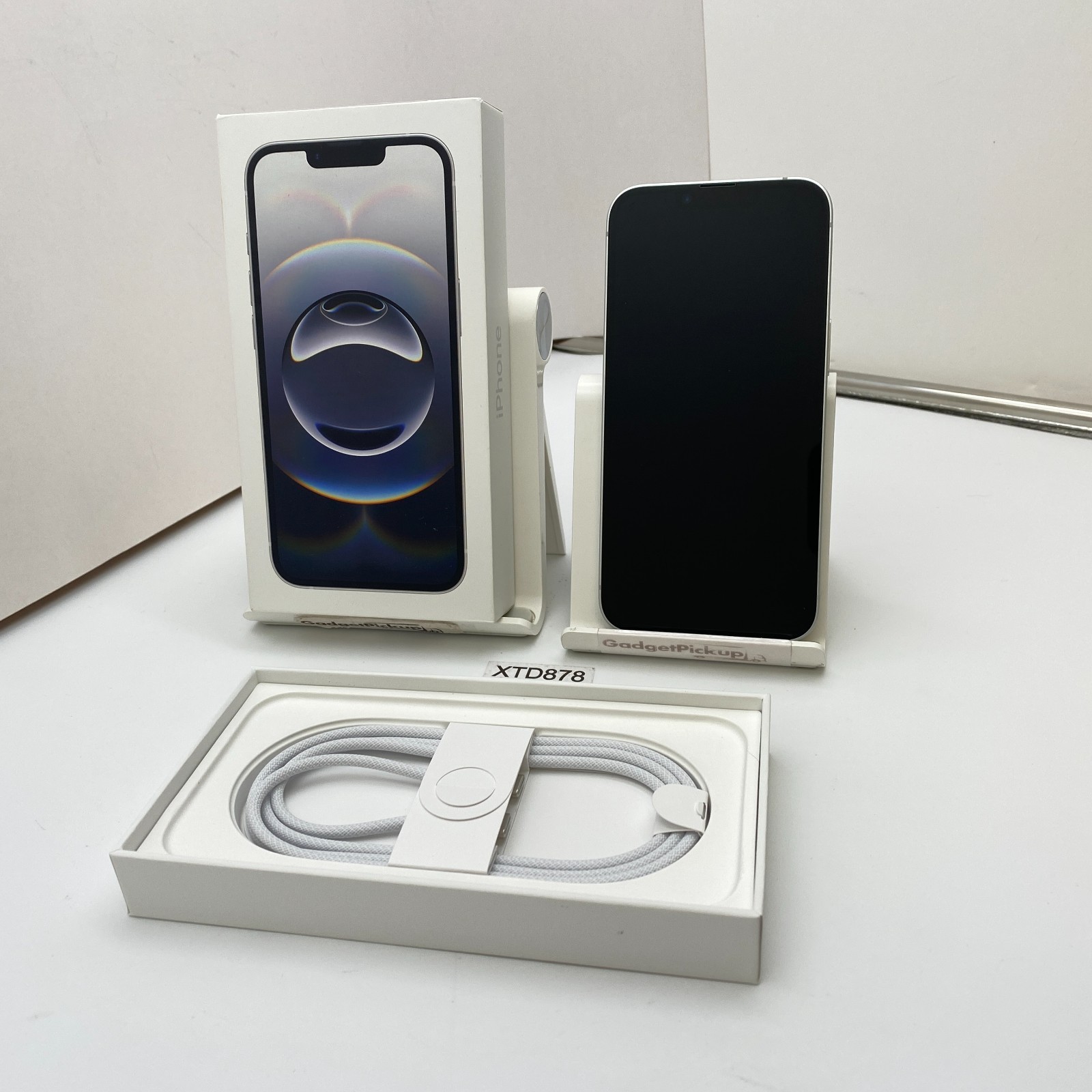 Apple iPhone 16e – 128GB – White (Unlocked)-Open Box