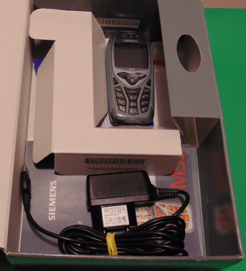 SIEMENS M55 – WORKING + ORIGINAL BOX – SALE ONLY IN ITALY