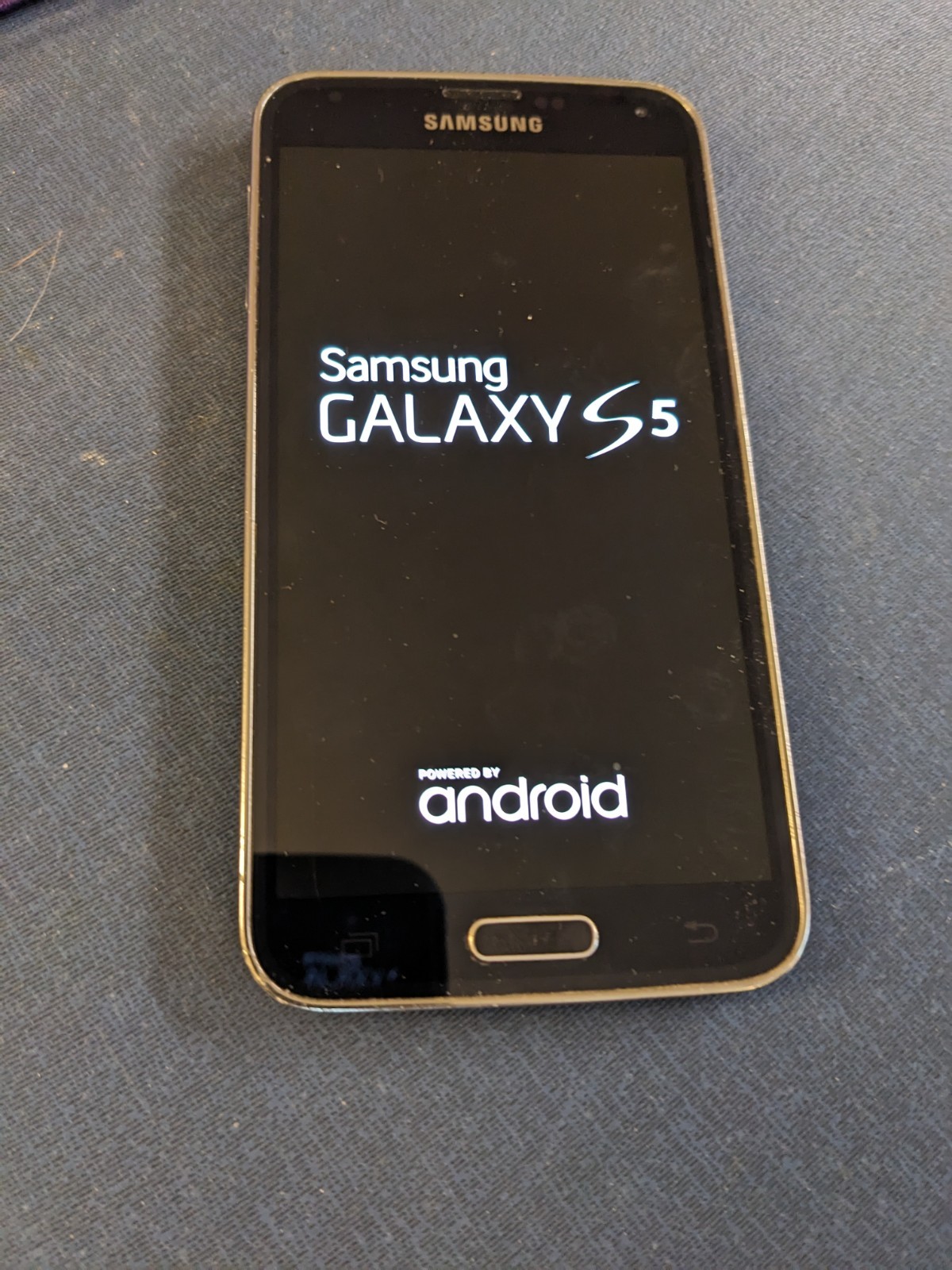 Samsung SM-G900V Galaxy S5 Verizon Phone (purple)
