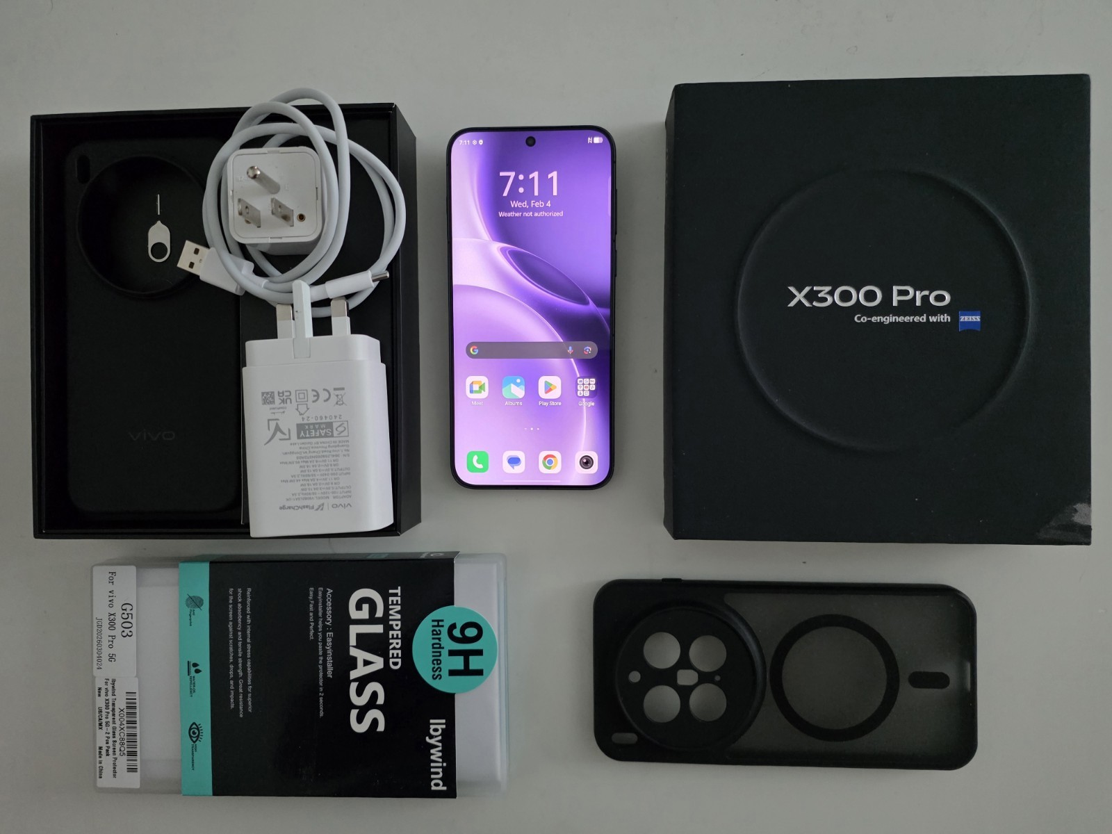 VIVO X300 Pro Black 16/512GB Global 100% Battery Excellent 9.9/10 Near Mint+ $50