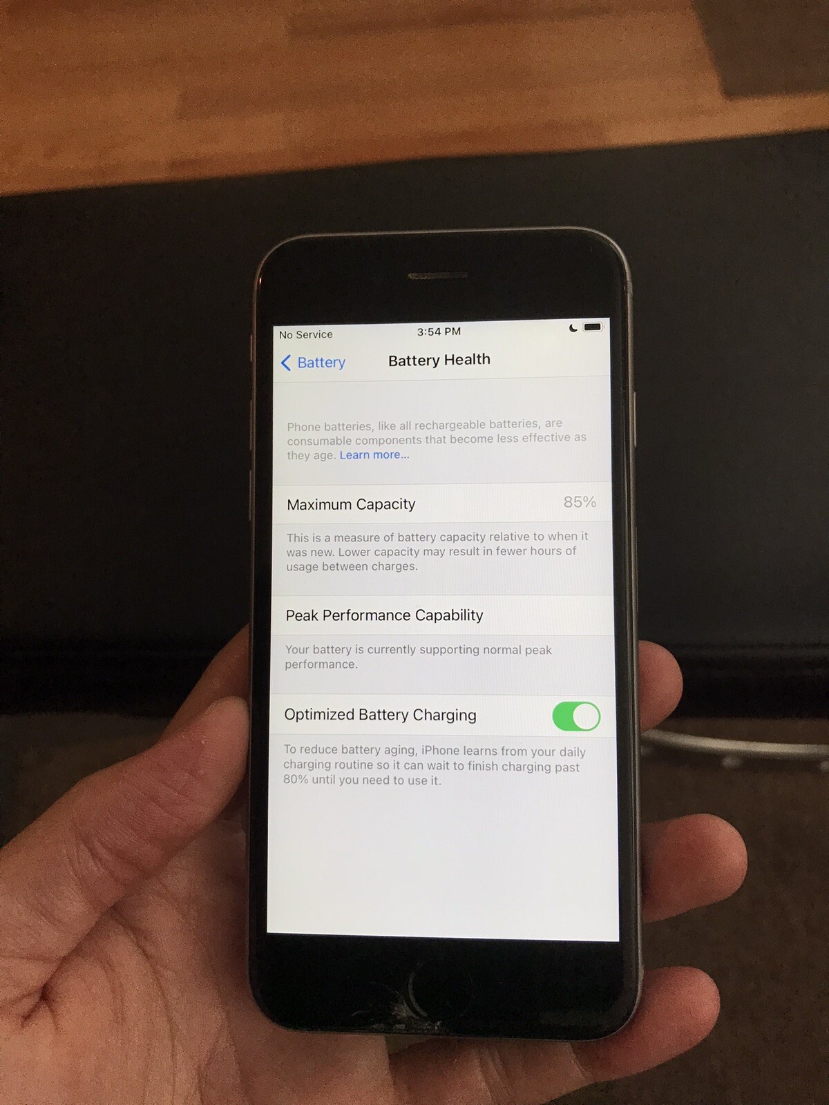 Apple iPhone 6s – 64GB – Space Gray (AT&T) A1633 (CDMA + GSM)