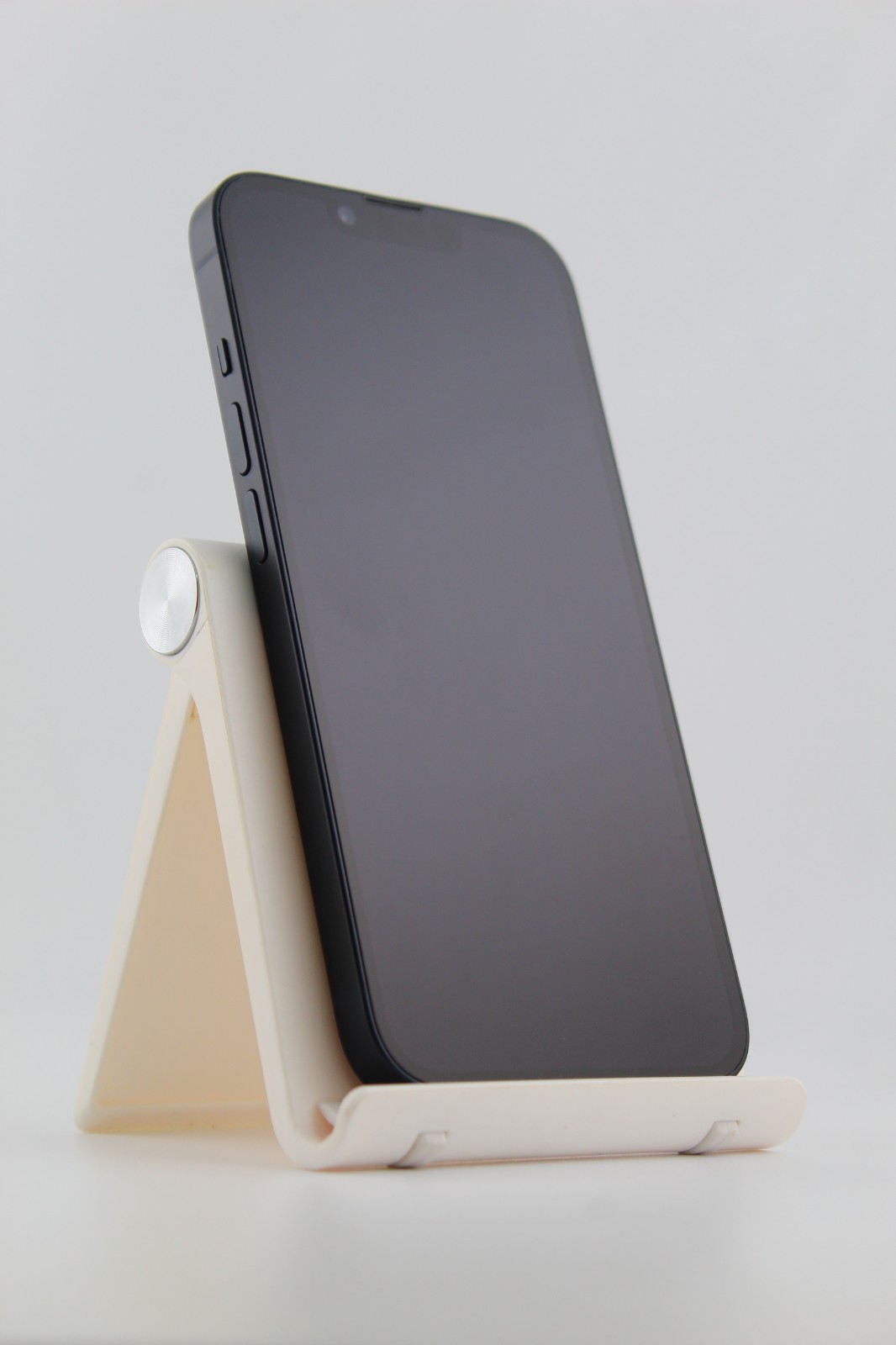 Good Condition – Apple iPhone 14 128GB Black (AT&T ONLY) – Free Shipping