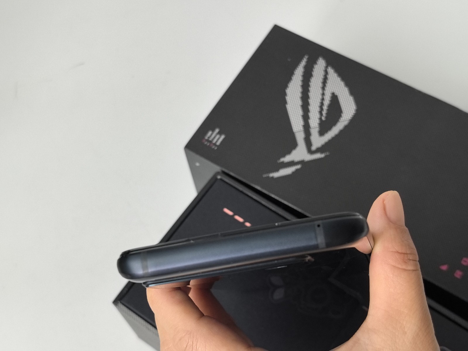 Asus ROG Phone 6 5G 12+256GB Qualcomm Unlocked Game Phone Android google Global