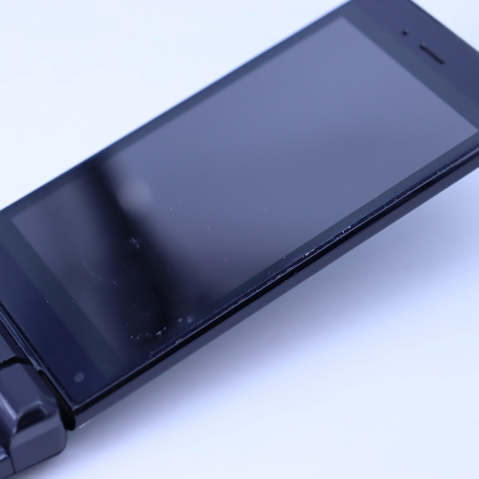 SHARP AQUOS KEITAI SH-06G DOCOMO Android Flip Phone Unlocked Black Japan seller