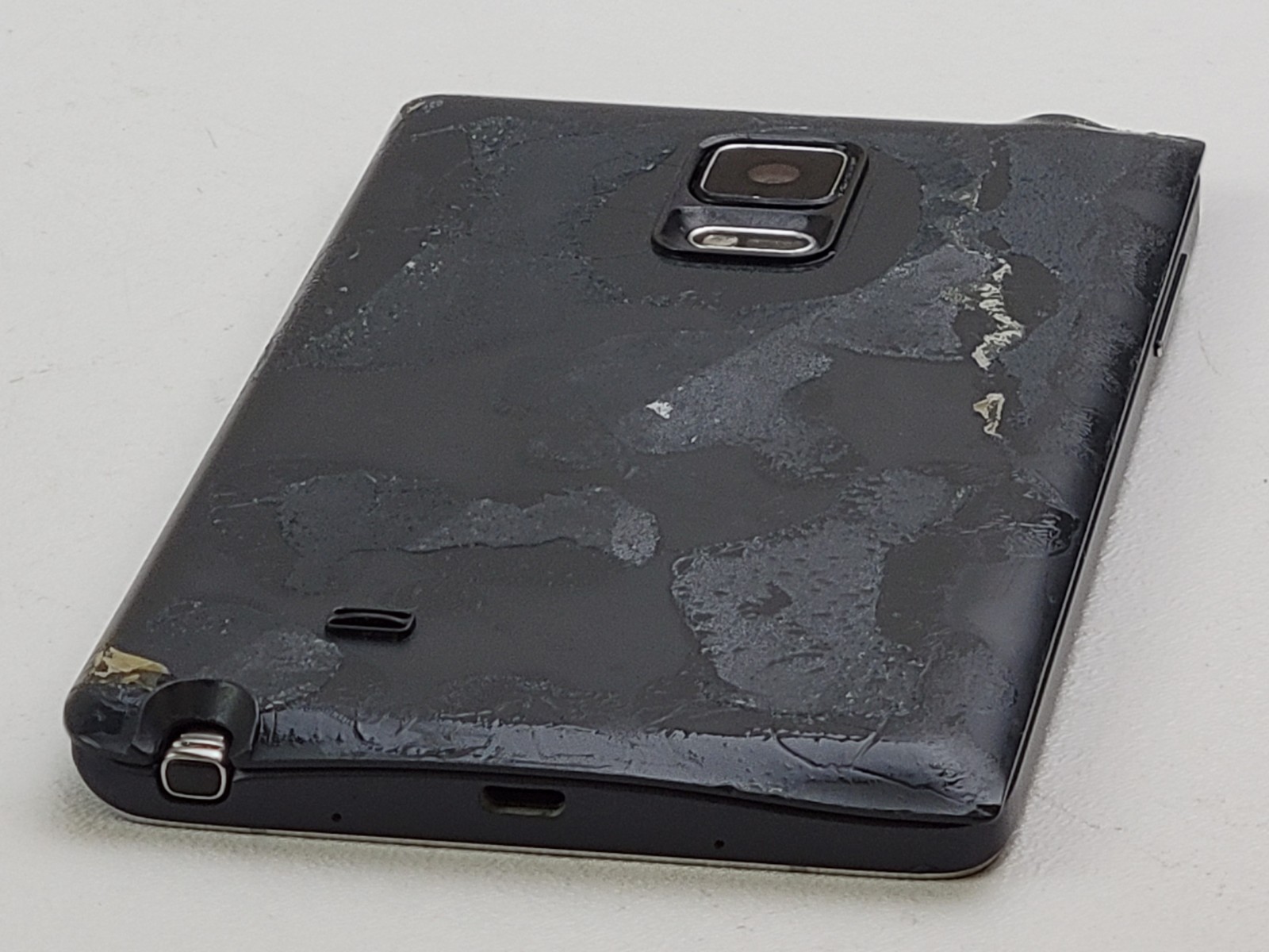 Samsung Galaxy Note Edge (SM-G915A) 32GB – Black (AT&T) – Clean IMEI – H5872