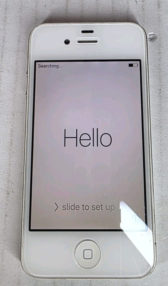 Apple iPhone 4 Model A1387 Smartphone Needs Sim