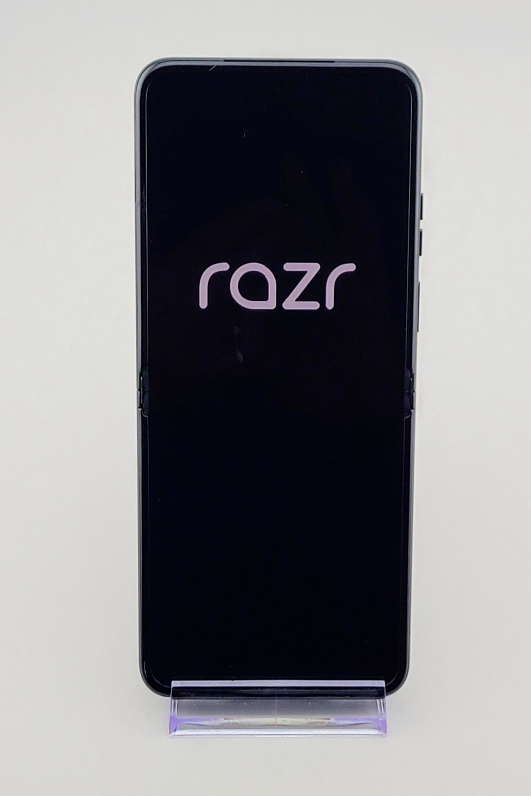Motorola RAZR 2023 – US CELLULAR – 128GB – XT2323-2 Sage Green – VERY GOOD Cond.