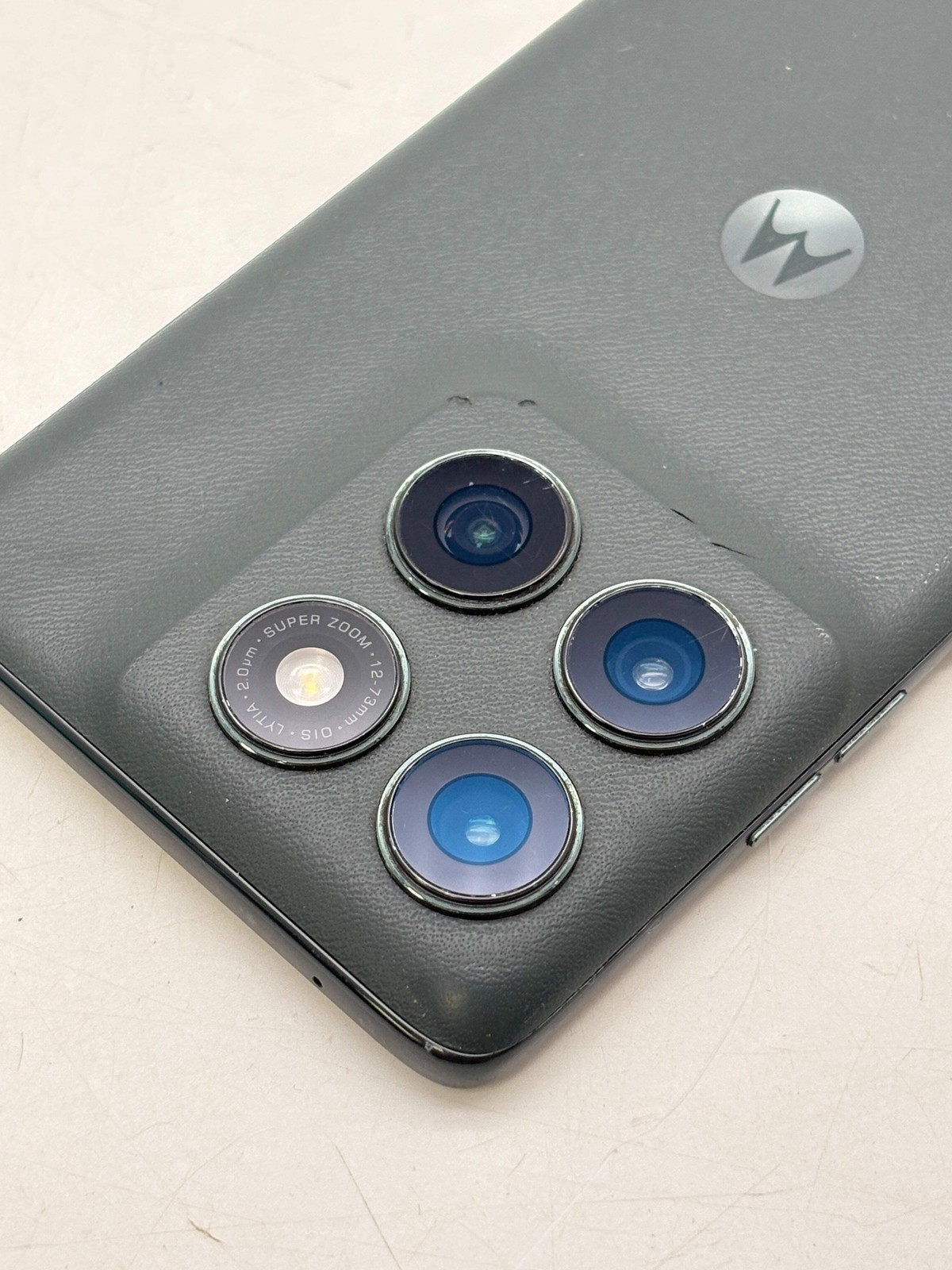 Motorola Edge 2025 XT2519V 256GB 8GB RAM Pantone Deep Forest
