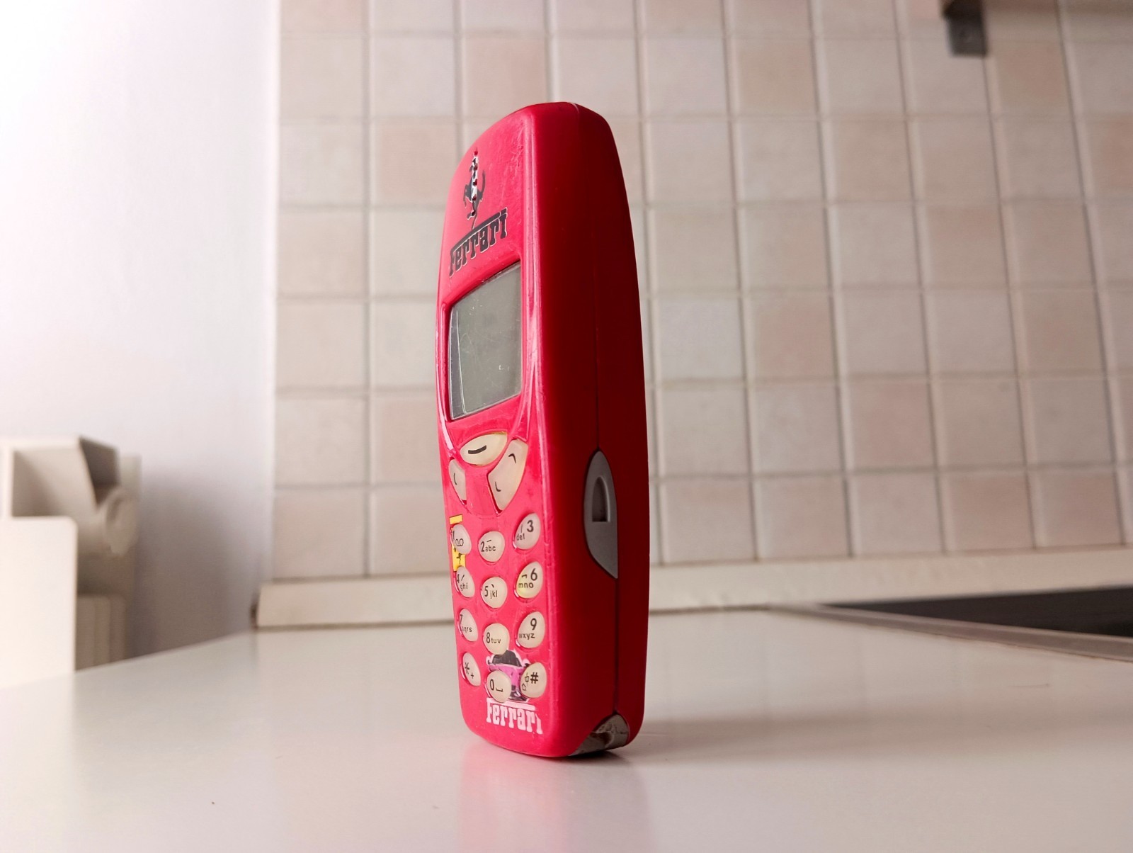 Nokia 3310 Ferrari + NEW Battery + Charger [RUSSIAN-BULGARIAN-UKRAINIAN]