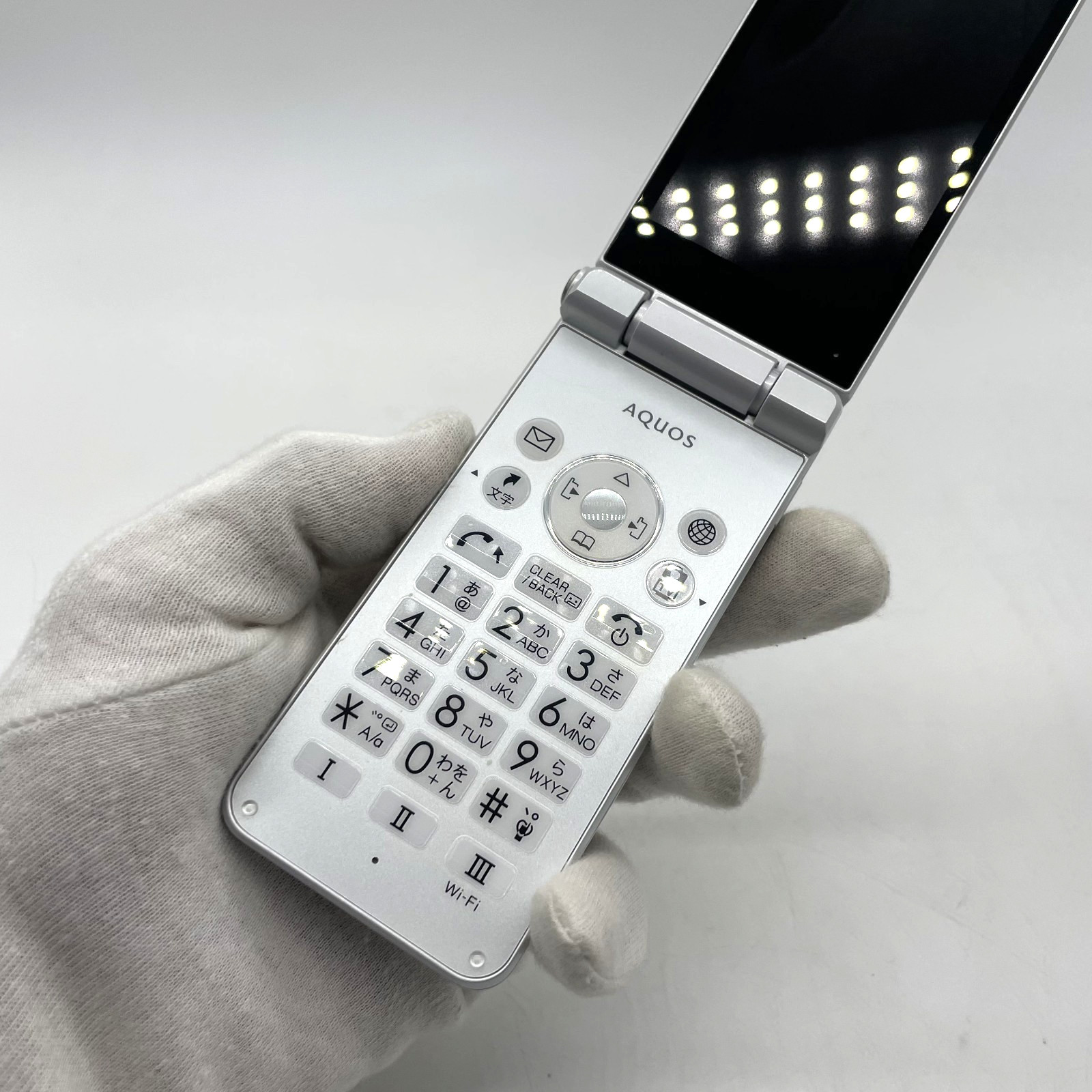 AQUOS SoftBank 601SH Sharp White Japanese Flip Phone Keitai Mobile Japan