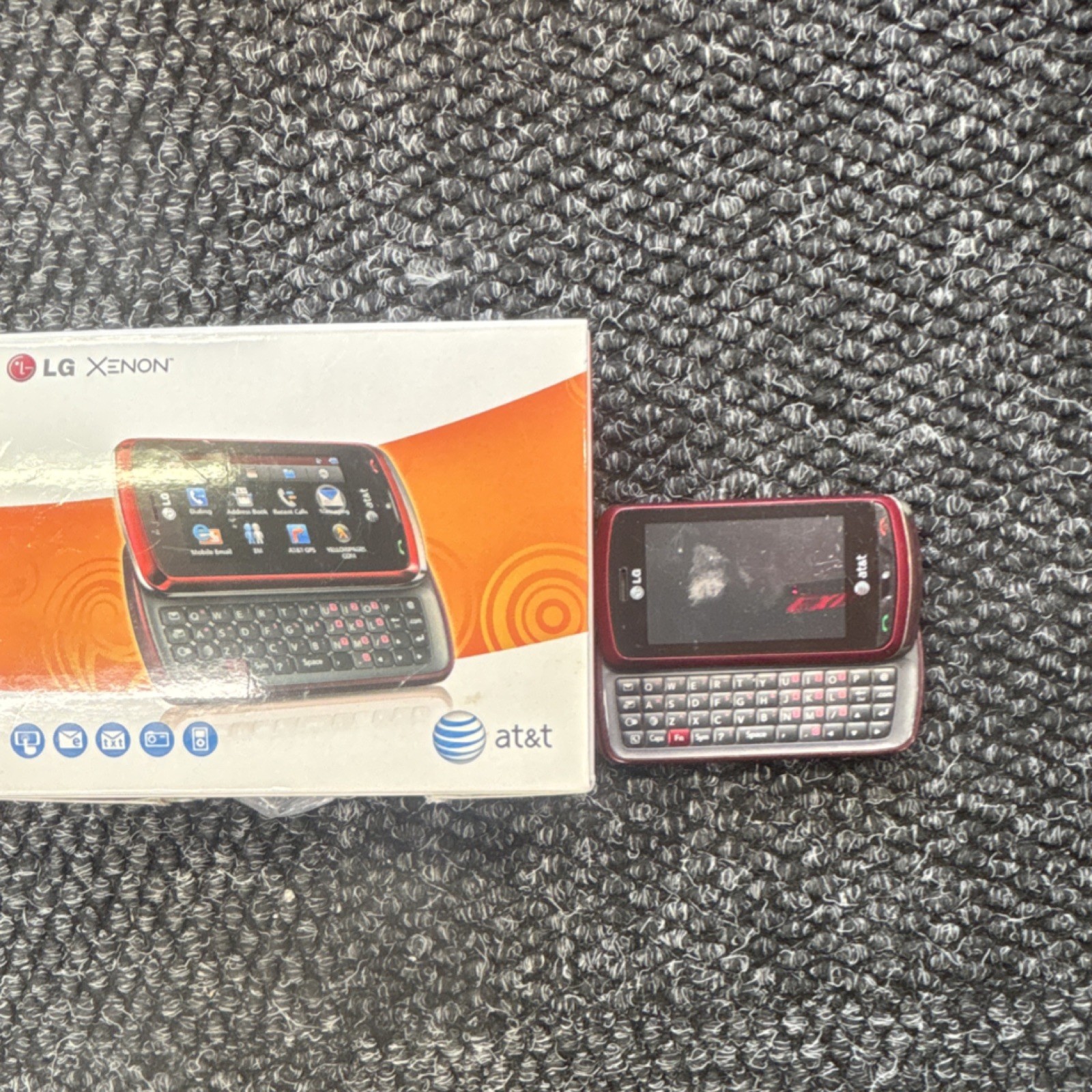 LG Xenon Red/Black AT&T Slider QWERTY Touchscreen 2MP 256GB w/ Box