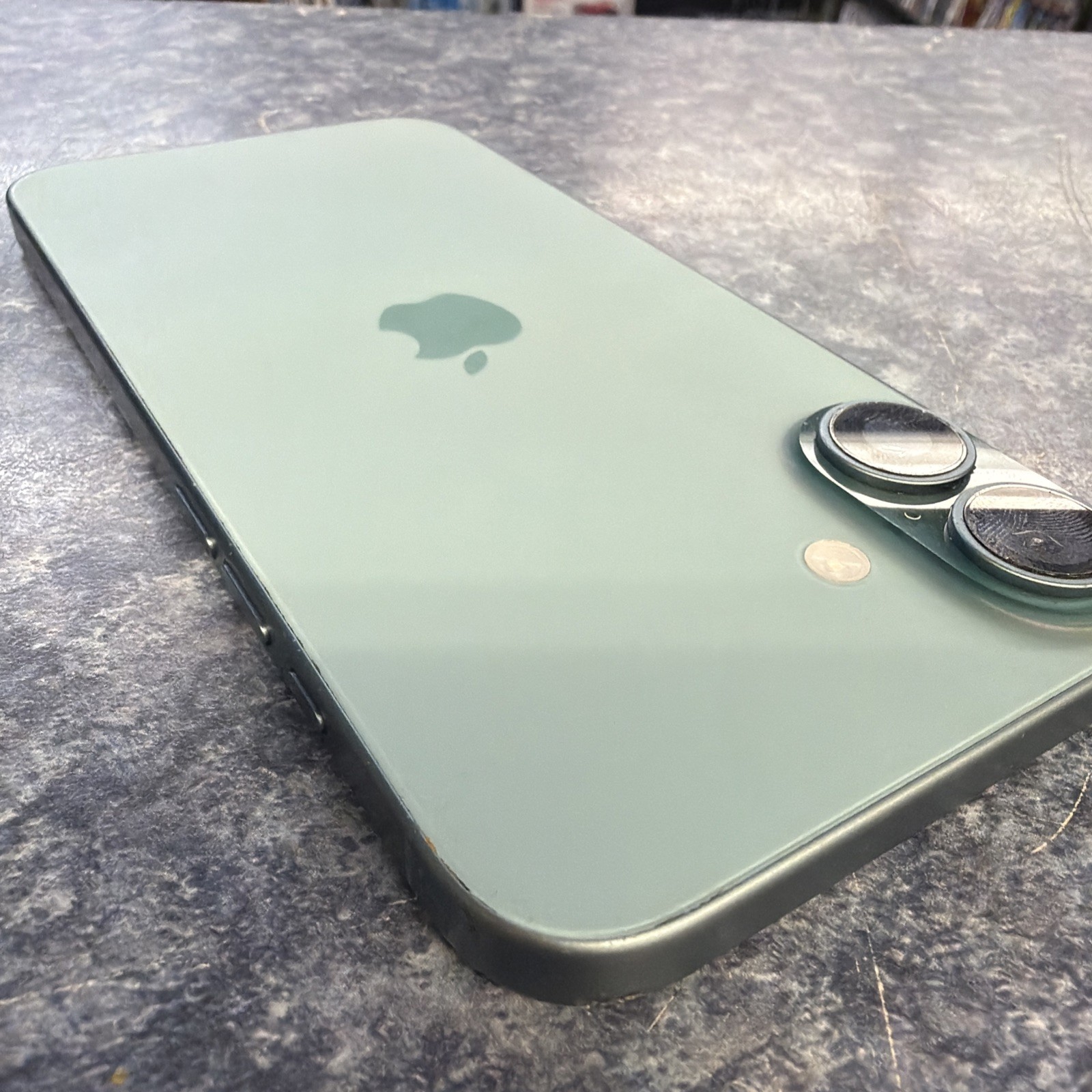 Apple iPhone 16 Plus 128GB Ultramarine UNLOCKED *READ DESCRIPTION*