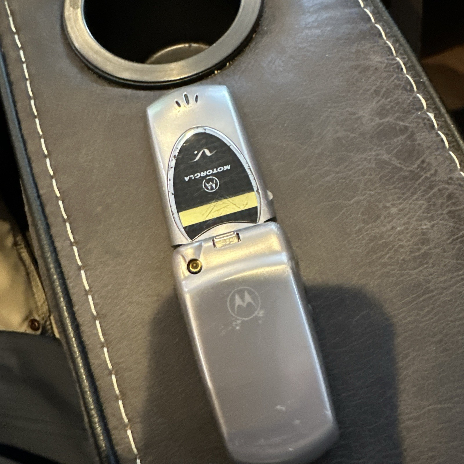 Motorola Vintage Cellphone Untested and Without Charger