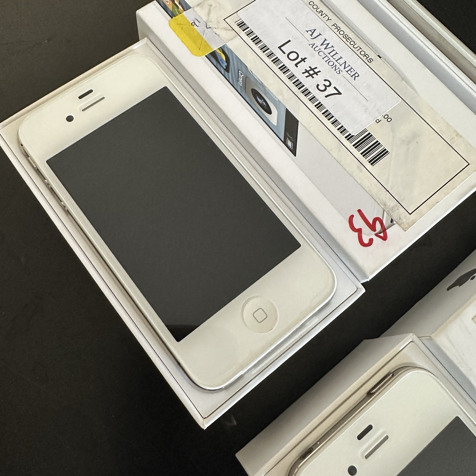 Apple iPhone 4s 16GB White A1387 Smartphone – New Open Box – Sold Individually