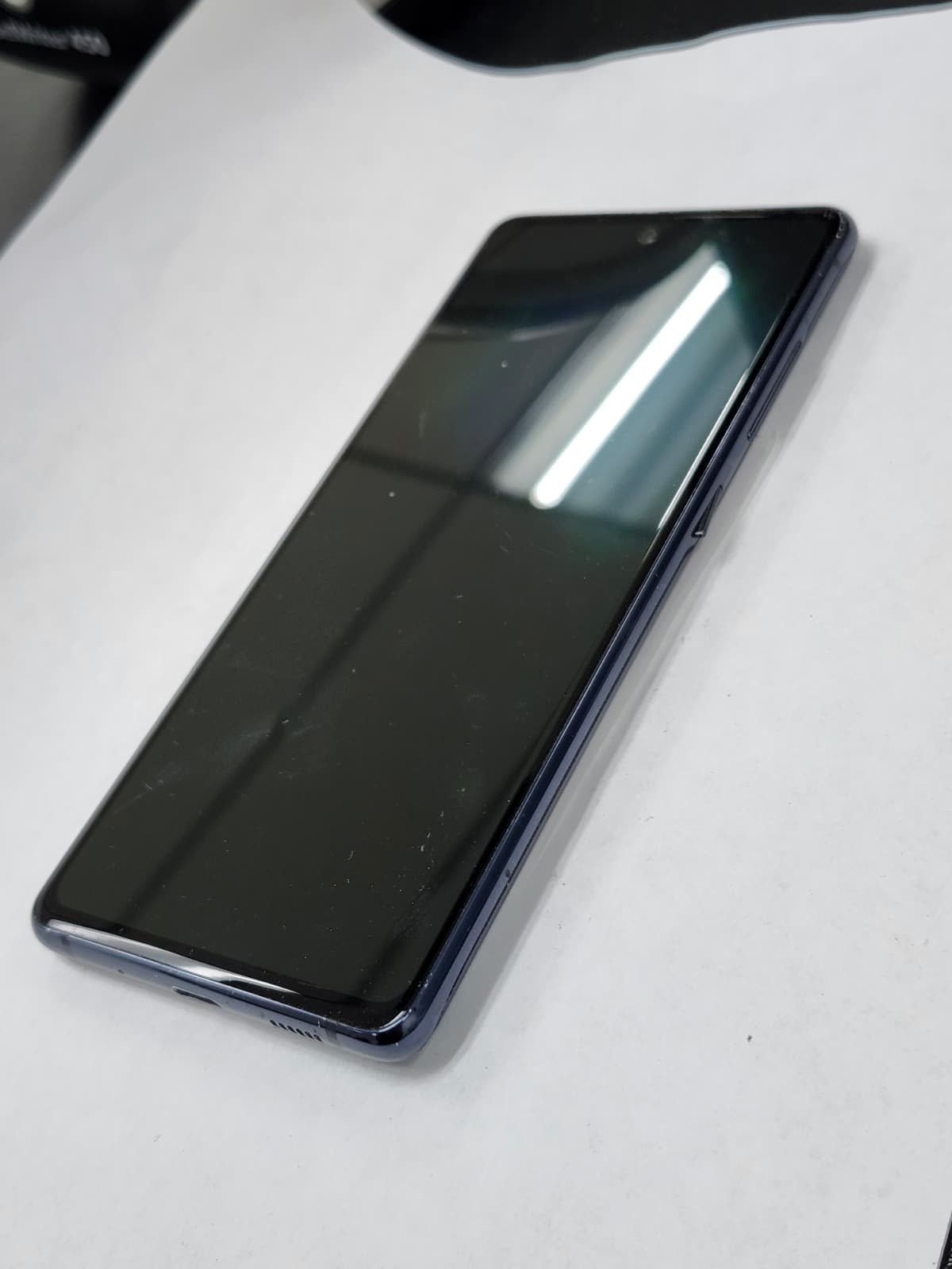 DEFECTIVE – Samsung Galaxy S20 FE 5G – 128GB Cloud Navy – GSM Unlocked – 11659