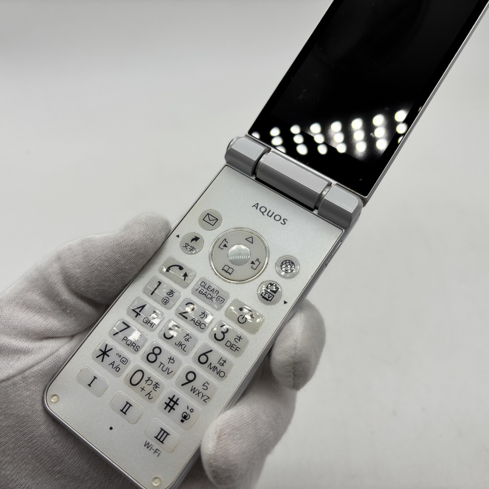 AQUOS SoftBank 601SH Sharp White Japanese Flip Phone Keitai Mobile Japan