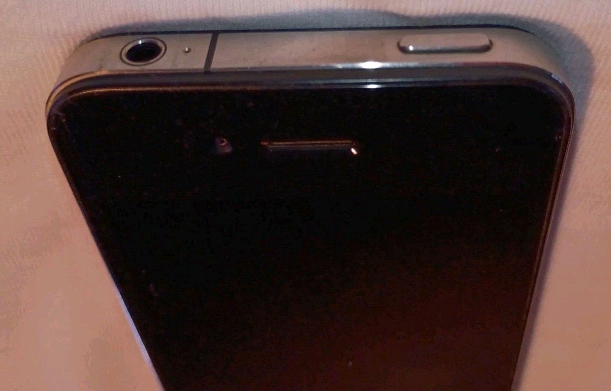 Apple iPhone 4 – Black, A1332, Works *Read*