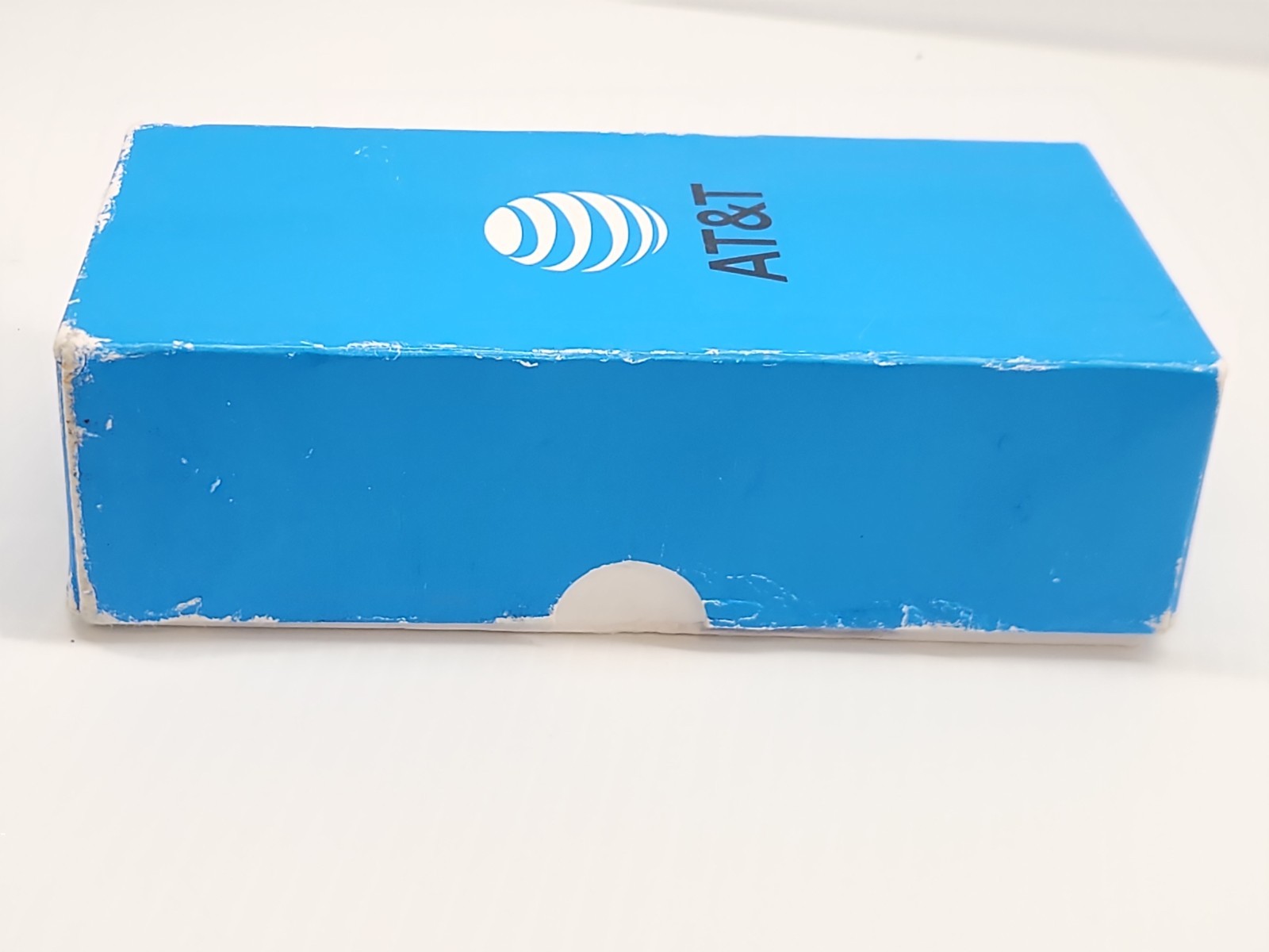 NEW AT&T FLIP IV U102AA 4G LTE AT&T SIM CARD INCLUDED! Read Description