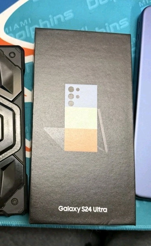 Samsung Galaxy S24 Ultra Unlocked Titanium Orange SM-S928U Bar