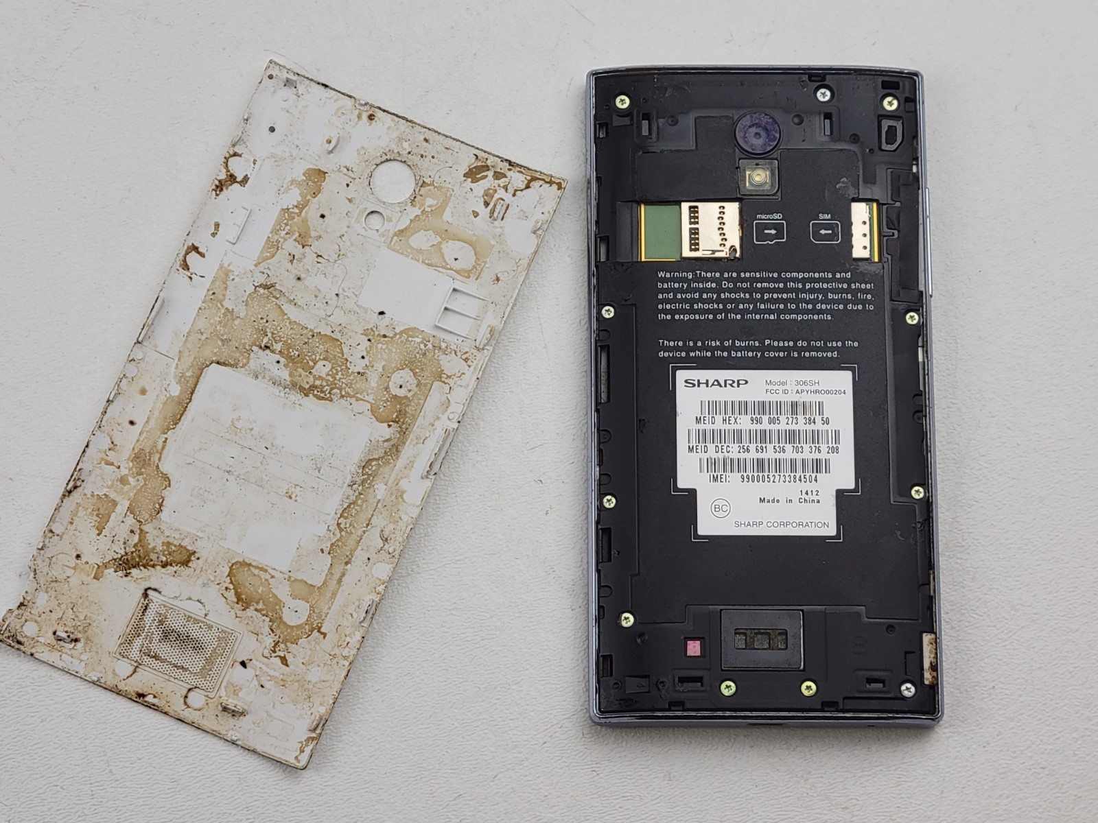 Sharp Aquos Crystal (306SH) 4GB (Boost Mobile) – POOR CONDITION – H6686