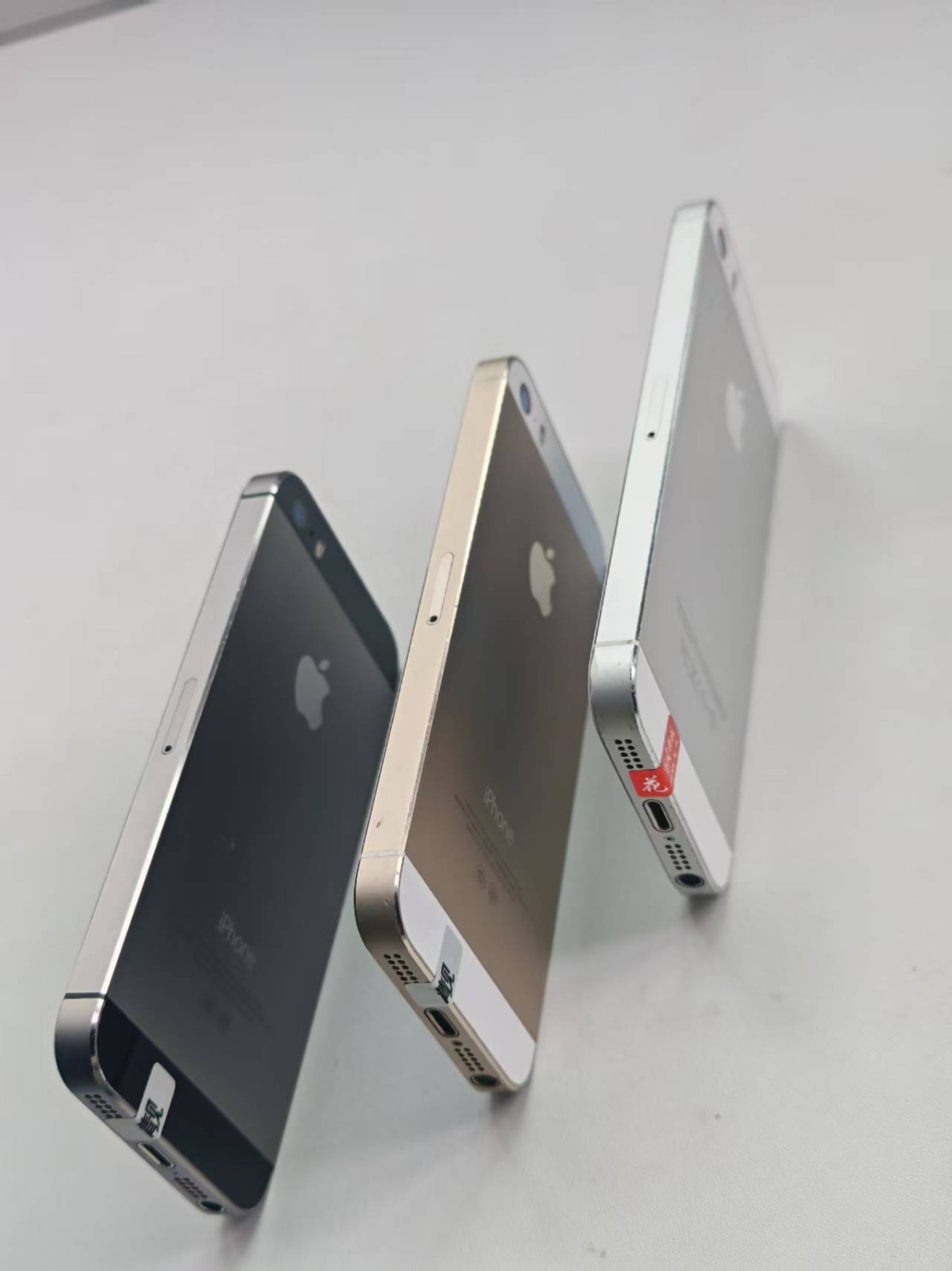 Apple IPhone 5s – 16/32/64GB – ALL COLORS Unlocked GOOD