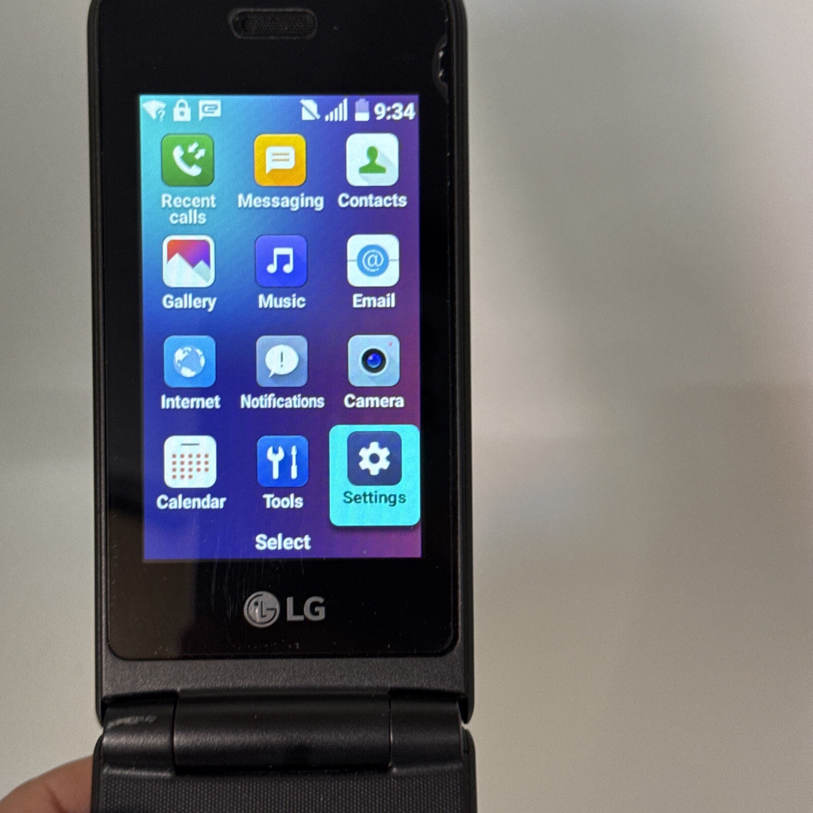 LG Wine 4G LTE Basic Flip-Phone Unlocked for T-Mobile Metro Consumer QLink Mint