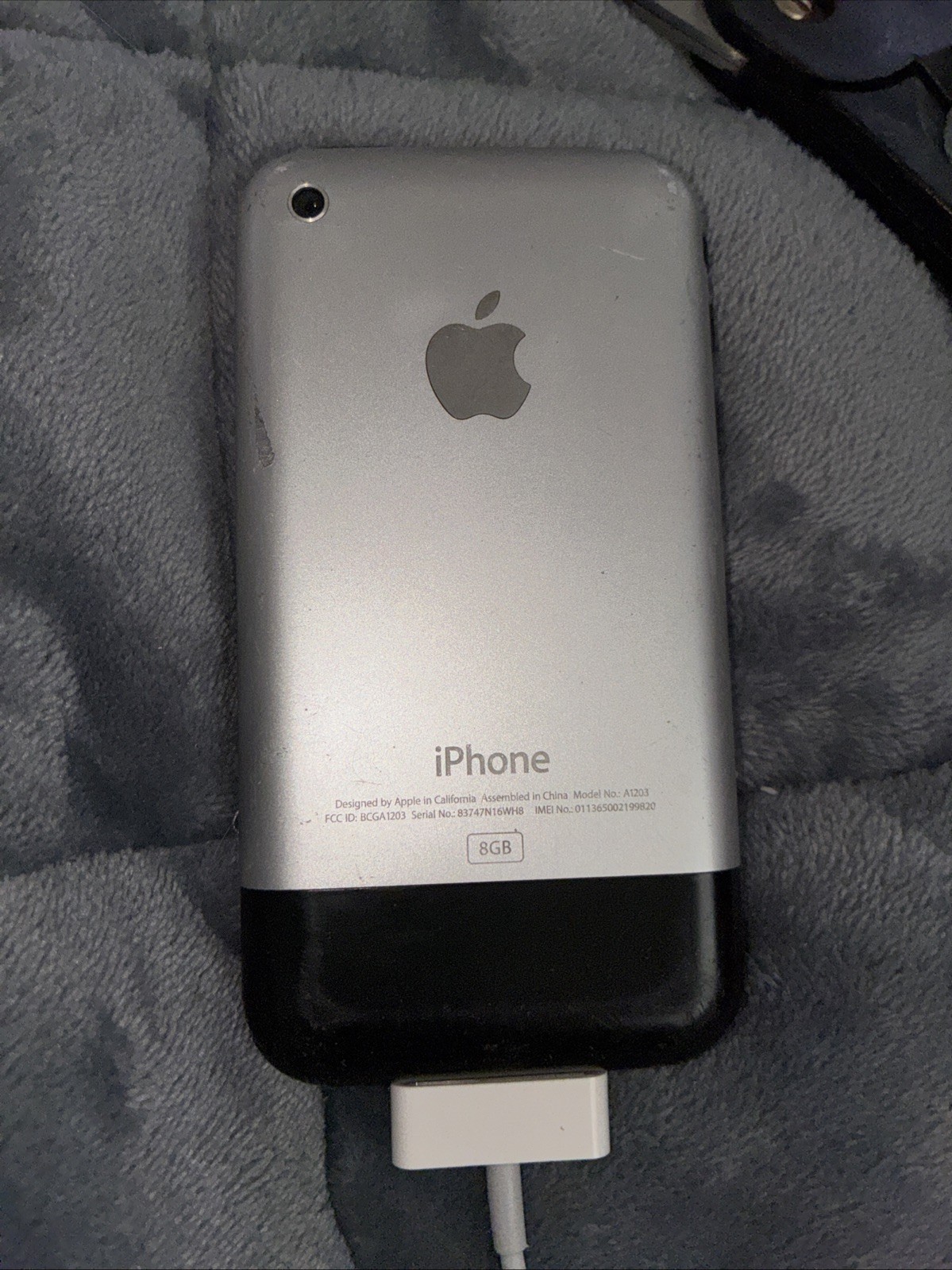 Apple iPhone 1st Generation – 8GB – Silver/Black A1203 Parts only
