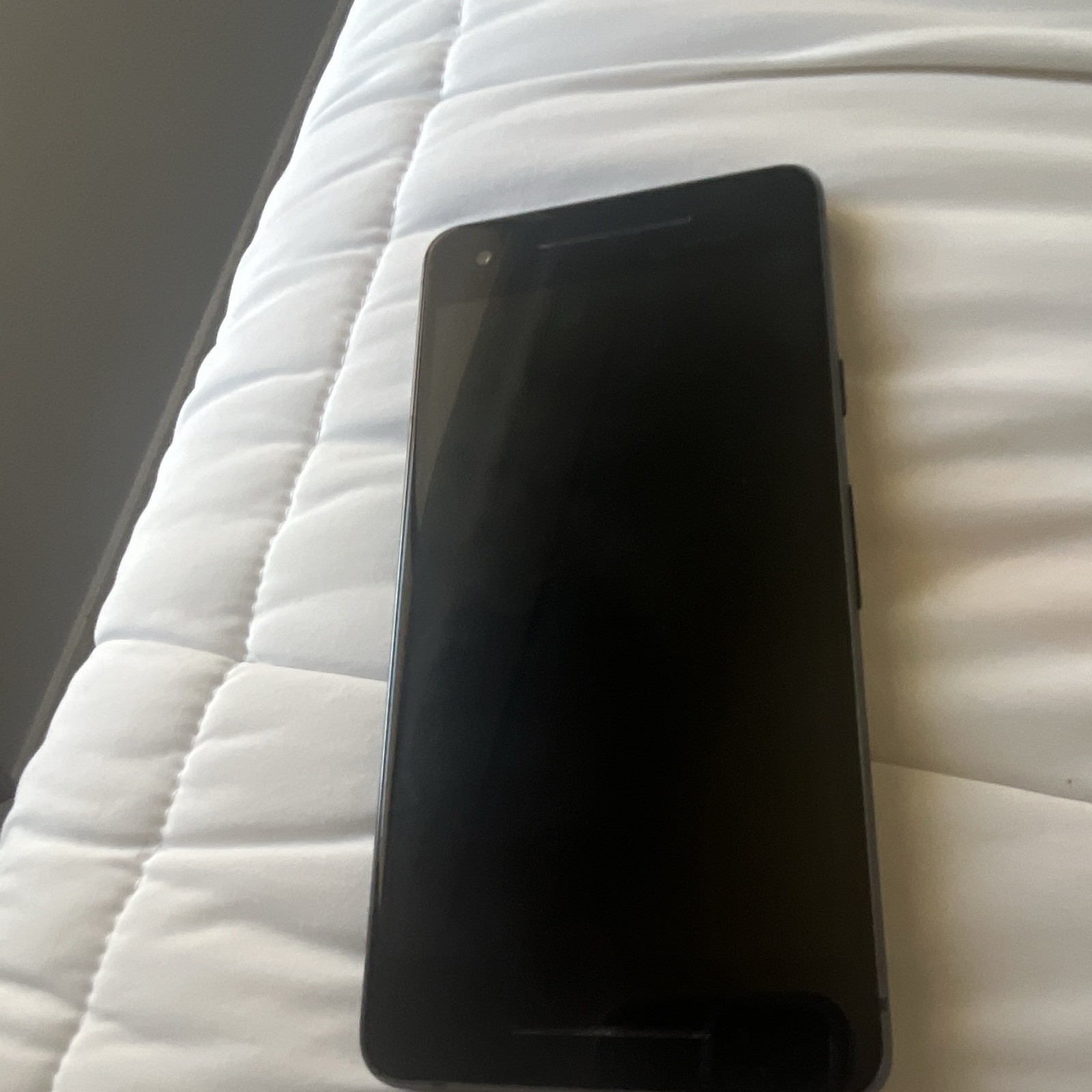 Google Pixel Smartphone Black Slate Style with Fingerprint Sensor