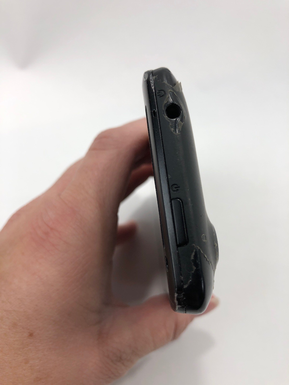 HTC EVO Design 4G – 4GB – Black (Sprint) Smartphone – (Please Read)