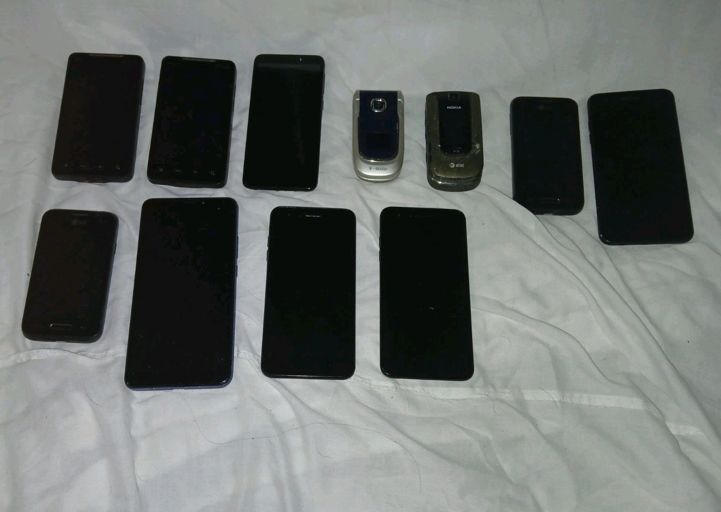 Cell Phone Lot 11 Total