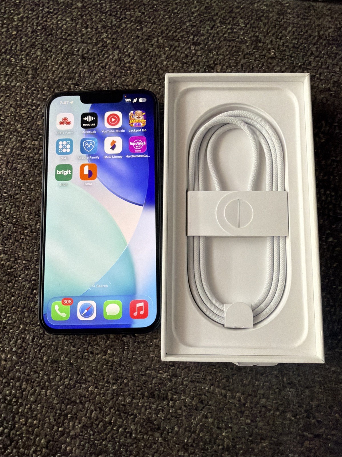iPhone 17e 256 GB Att Cricket Excellent Condition Used Very Good Fast Shipping