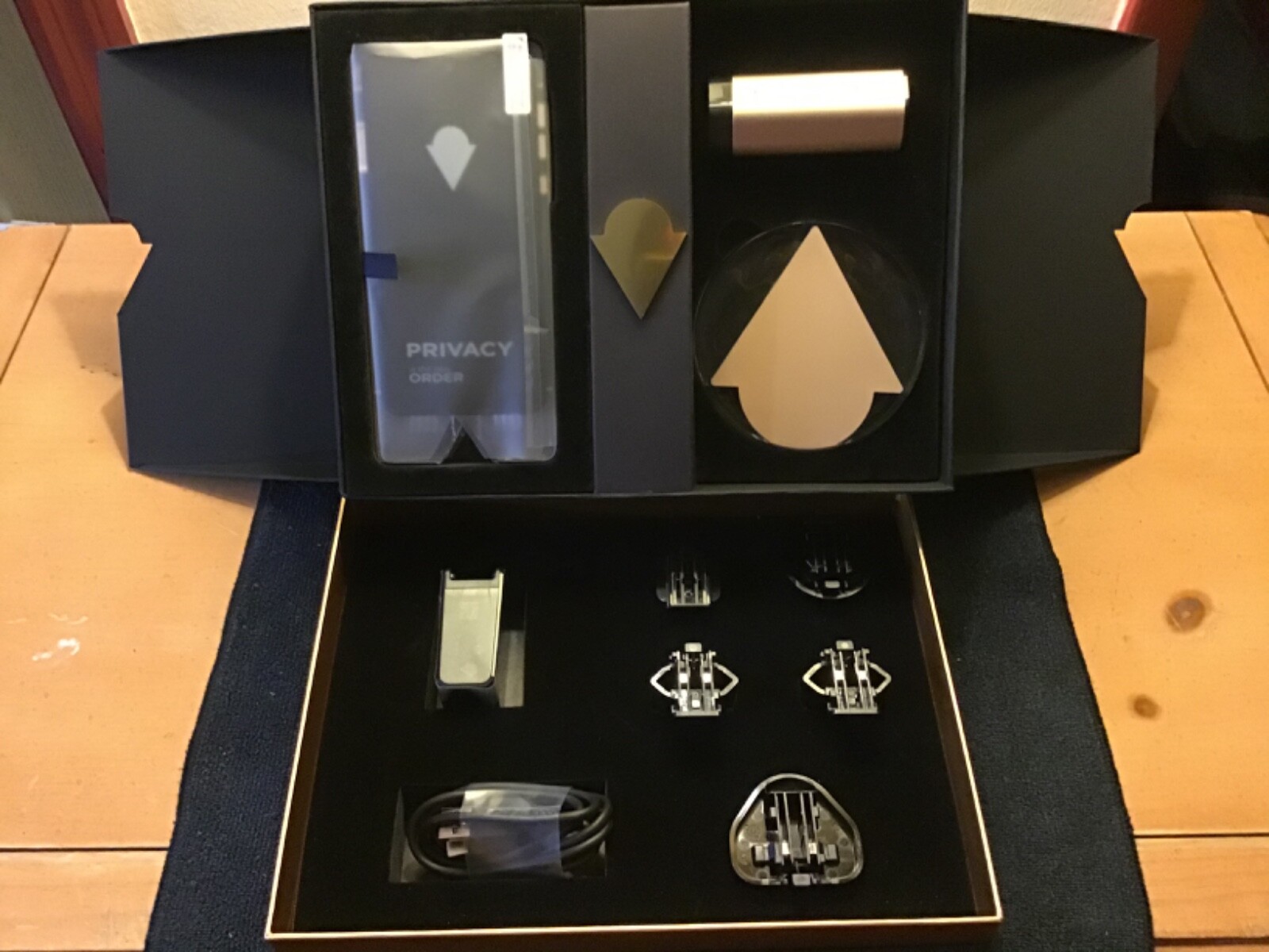 (1ST RELEASE )1 IMPULSE K1 CRYPTO PHONE + ACCESSORIES 
