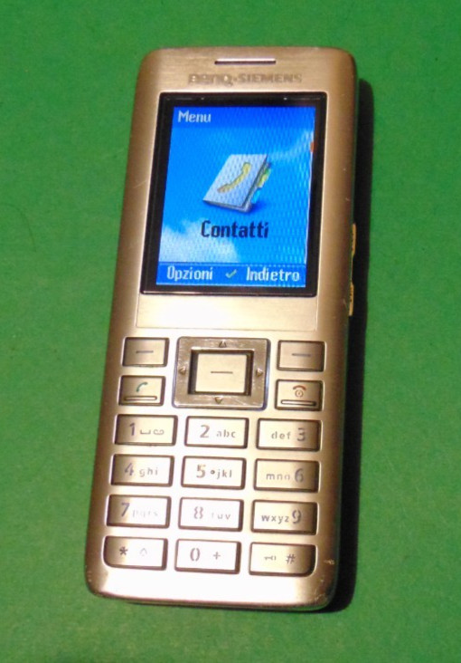 CELLPHONE – BENQ – SIEMENS S68 – WORKING + BOX, CD-MANUAL