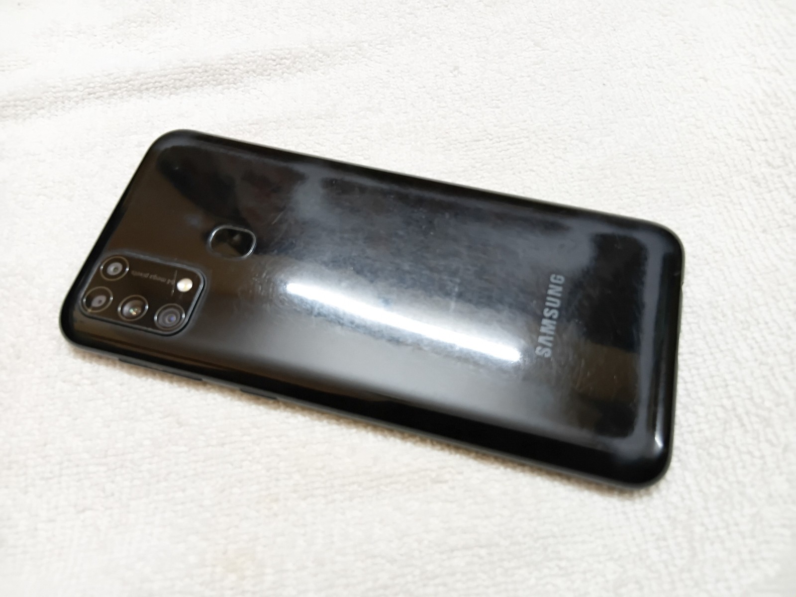 Samsung M31 4G Dual SIM 128GB Storage Unlocked Box and Manuals Personally Owned