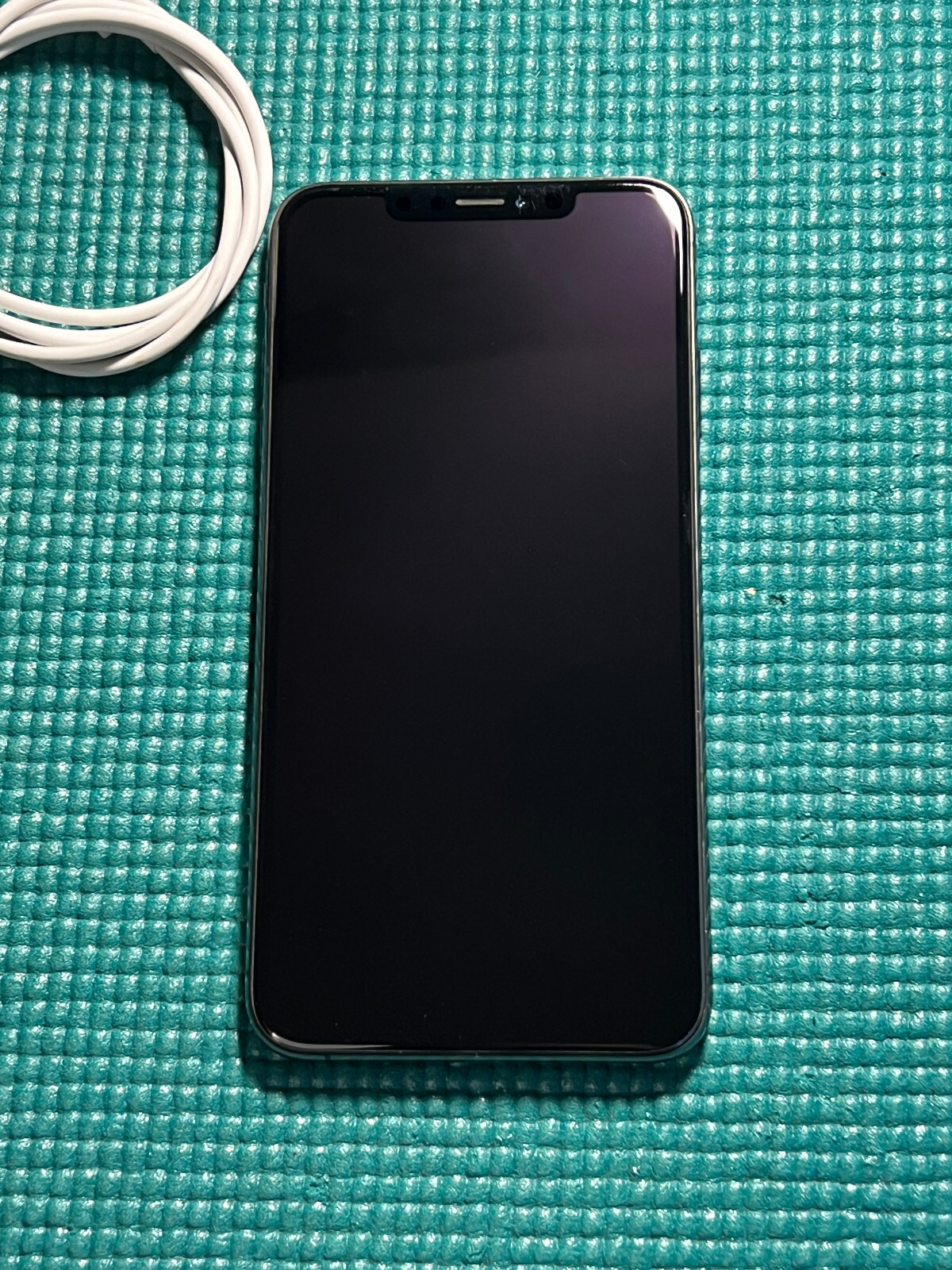 Apple iPhone XS Max – 256GB – Space Gray (Unlocked) A1921 (CDMA + GSM)