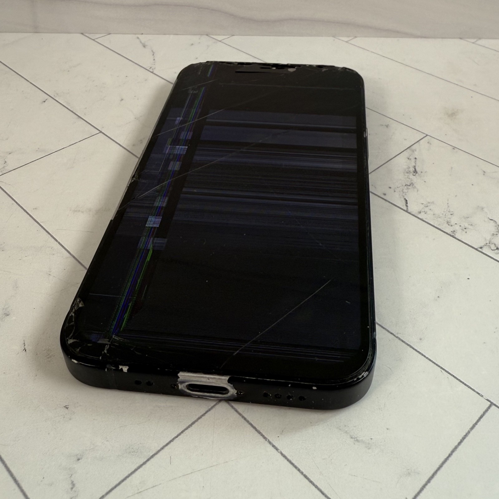 Apple iPhone 12 mini 128 GB Black Unlocked A2176 Cracked Screen LCD #H86